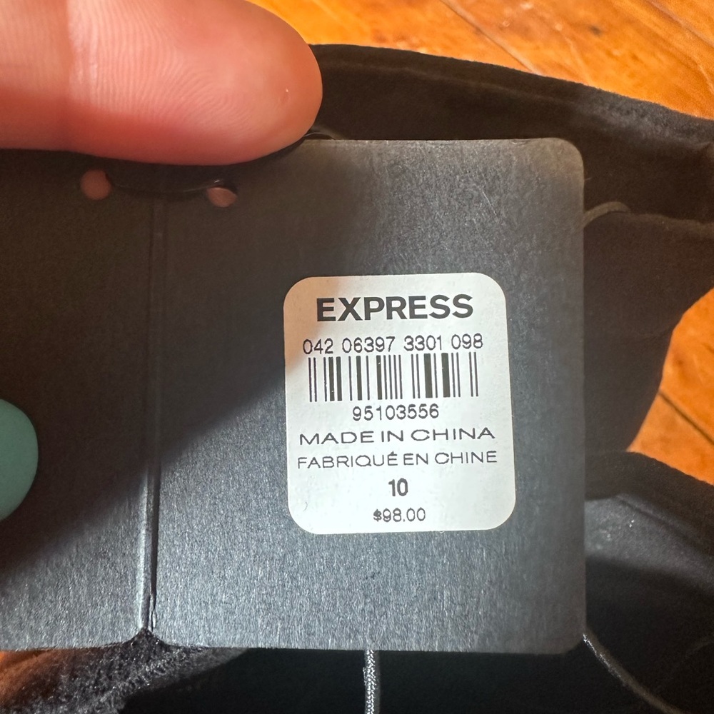 NWT Express Runway Collection Peep Toe Ankle Boots, Size 10 - Picture 4 of 5